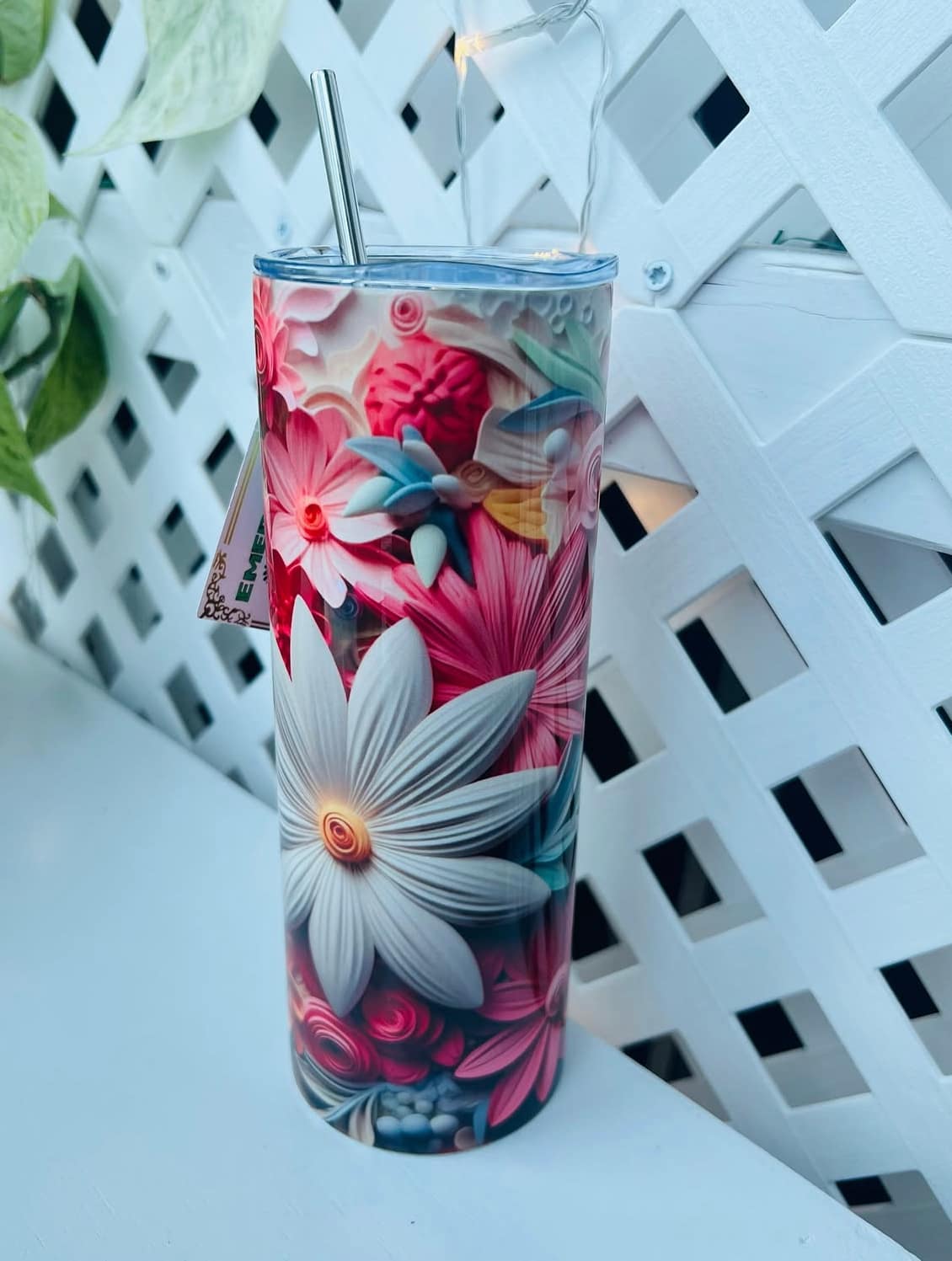 3D White Flowers 20 oz tumbler